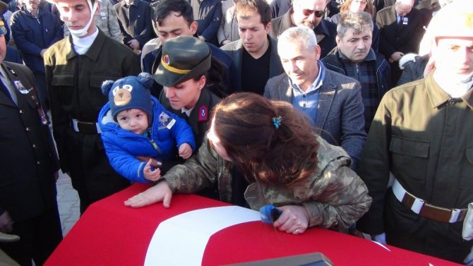 Tekirdağ şehidini son yolculuğuna uğurladı