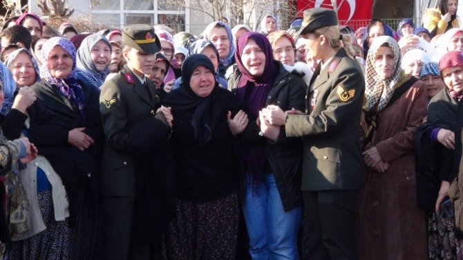 Tekirdağ şehidini son yolculuğuna uğurladı