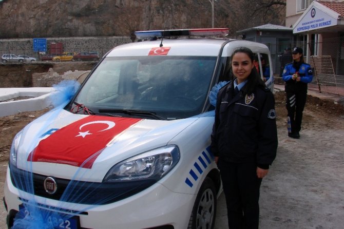 Köprübaşı Polis Merkezi’nin ilk kadın Emniyet Amiri görevine başladı