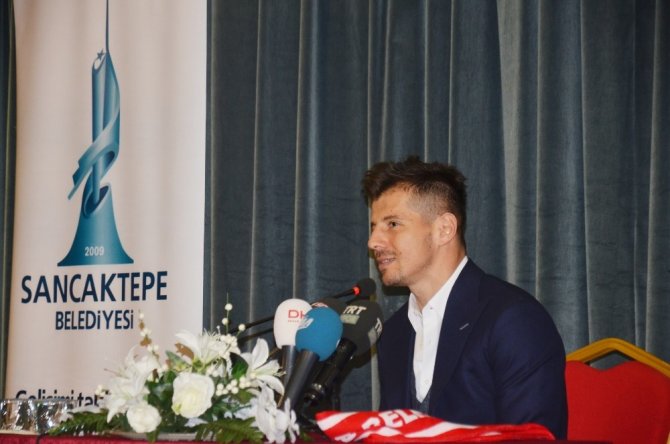 Emre Belözoğlu: "Mukavelem bittiğinde futbolu bırakmış olurum"