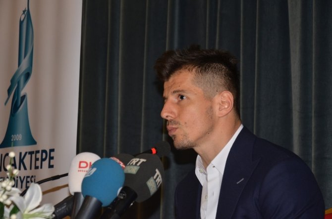 Emre Belözoğlu: "Mukavelem bittiğinde futbolu bırakmış olurum"