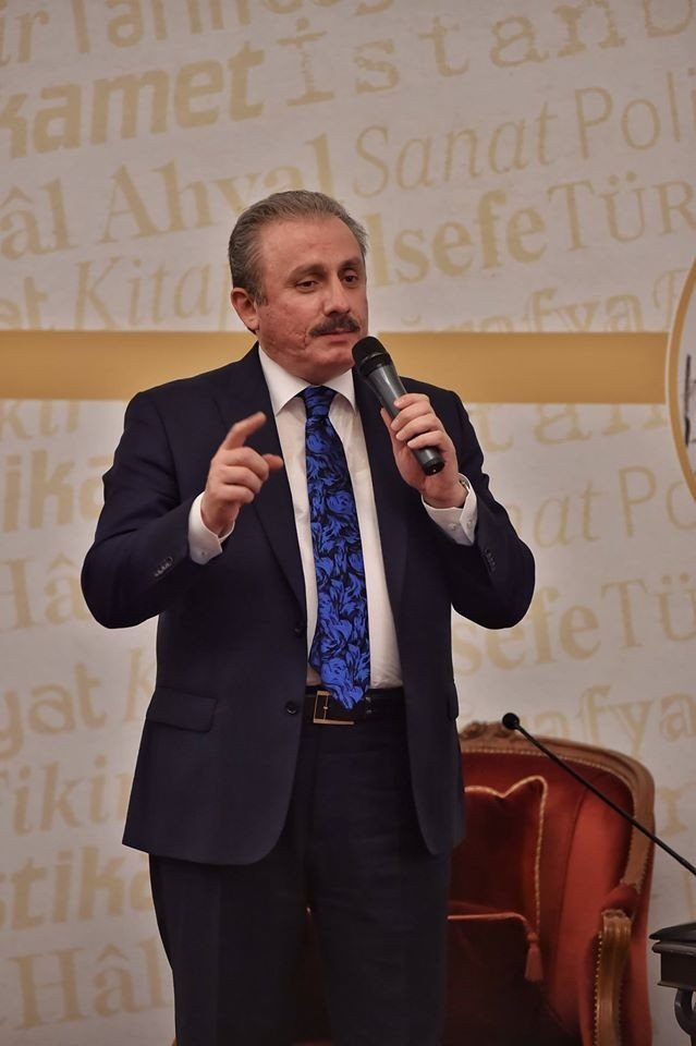 TBMM Anayasa Komisyonu Başkanı Mustafa Şentop: "Bu sistem değişikliği Türkiye’de vesayetin tam anlamıyla tasfiyesini sağlayacak bir sistem değişikliği"