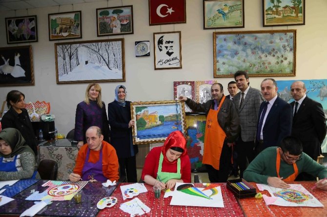Bakan Kaya: “Engelliler Sarayı Türkiye genelinde hizmete sunulmalı”