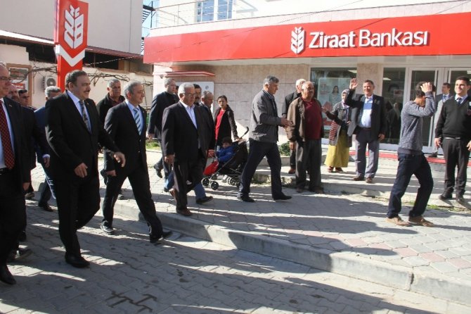 Bakan Eroğlu, Seydikemer ve Fethiye’de toplu açılış yaptı