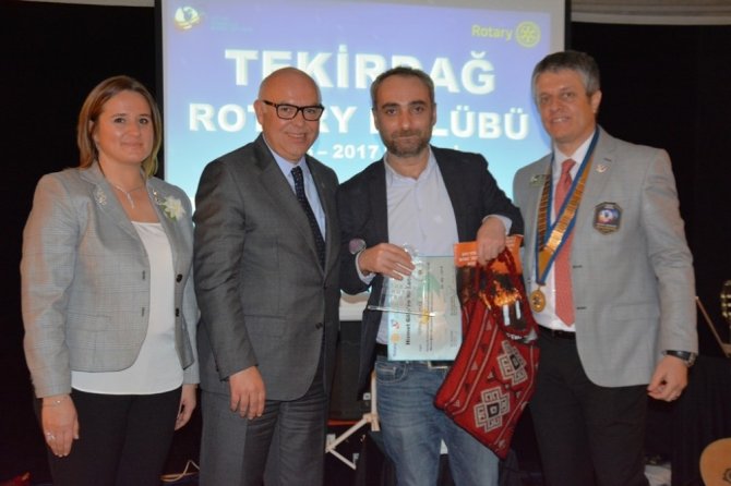 Başkan Albayrak Rotary Kulübü üyeleriyle yemekte buluştu