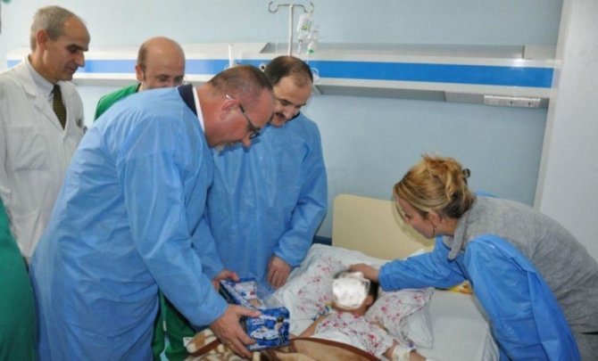 Türk doktorlar Kosova’da bir ilke imza attı