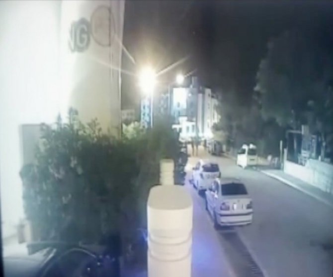 Polis Eker’in, 15 Temmuz darbe girişimi gecesi Marmaris’te şehit olma anı görüntüleri ortaya çıktı