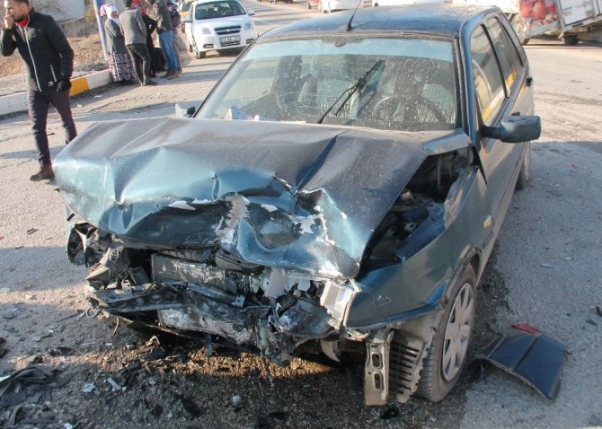 Elazığ’da zincirleme kaza: 4 yaralı