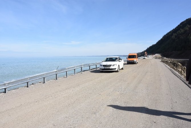 Sinop-Ayancık yolu ulaşıma açıldı