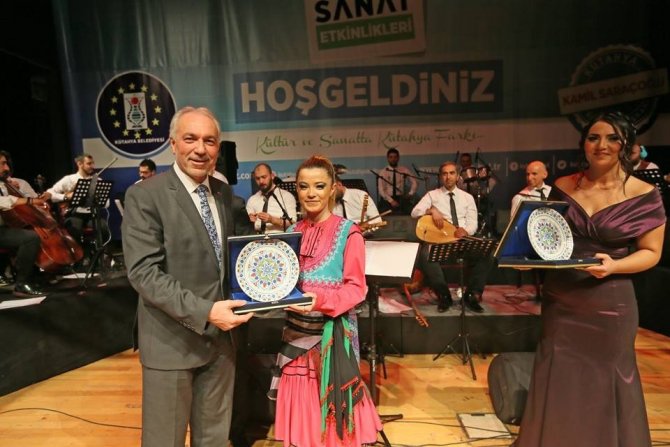Kütahya’da Türk Halk Müziği Konseri