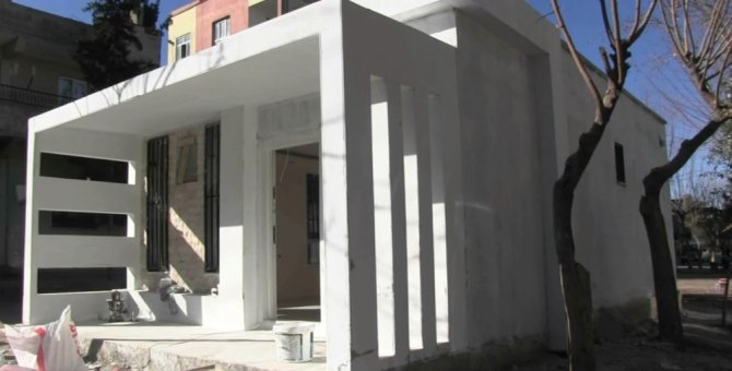 Eyyübiye Belediyesi muhtar evi yapım çalışmalarını sürdürüyor