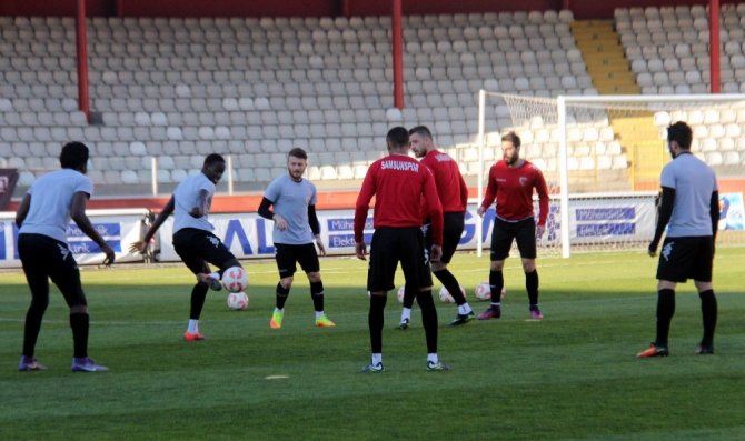 Beşiktaşlı taraftarlardan Samsunspor’a forma desteği