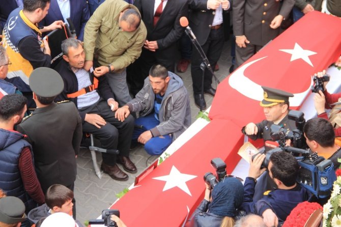 Şehit Astsubay Burhaniye’de son yolculuğuna uğurlandı