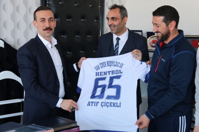 Kaymakam Çiçekli’ye 65 numaralı forma