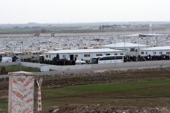 Eğitimlerini tamamlayan Suriyeli polisler ülkelerine gönderildi