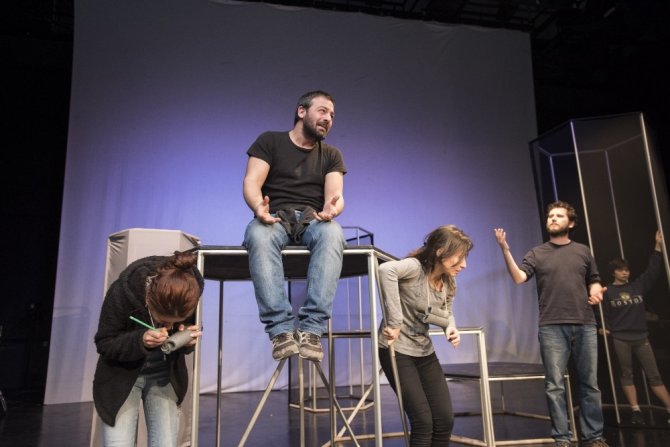 Tiyatro Anadolu “Kundakçı” ile mart ayında seyircisiyle buluşacak