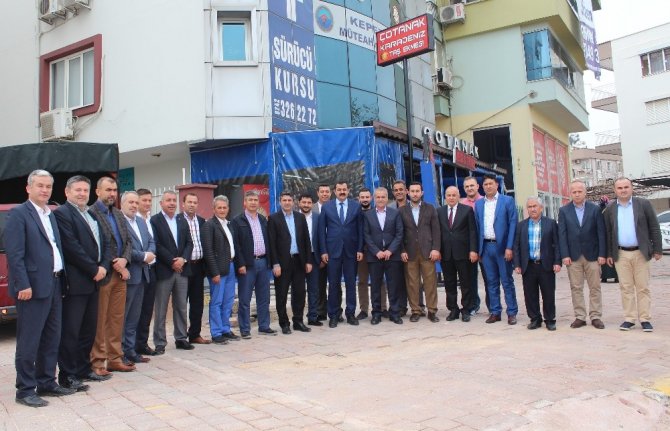 AK Parti İl Başkanı Sümer, Müteahhitlerle buluştu