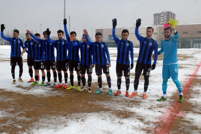 Türkiye Kupası’nda final oynayan, Avrupa’da ülkemizi temsil eden Kayseri Erciyesspor resmen 3. Lig’e düştü