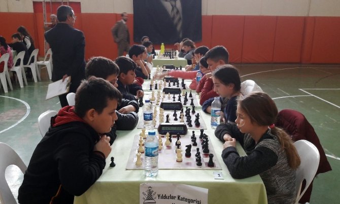 ’Hamle Sırası Enez’de’ satranç turnuvası büyük ilgi gördü
