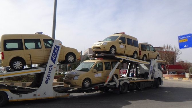 Suriyeli polislerin araçları da ülkelerine gönderildi