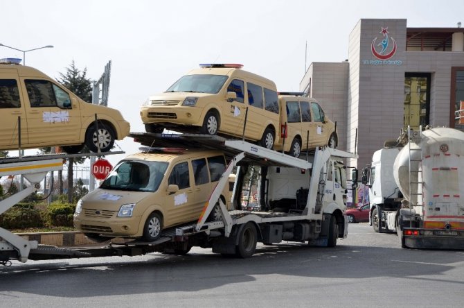Suriyeli polislerin araçları da ülkelerine gönderildi