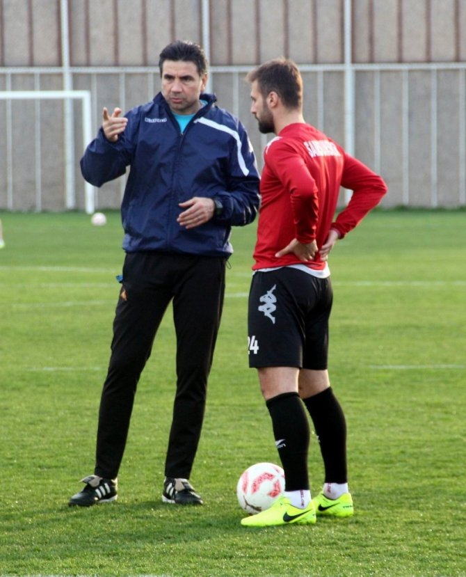 Samsunsporlu futbolcular ilerisi için umutlu