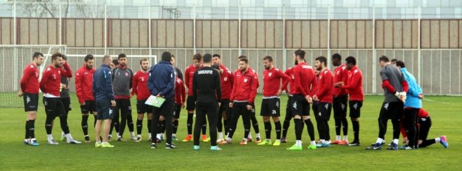 Samsunsporlu futbolcular ilerisi için umutlu