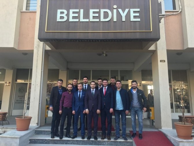 AK Parti’li gençlerden Demirci çıkarması