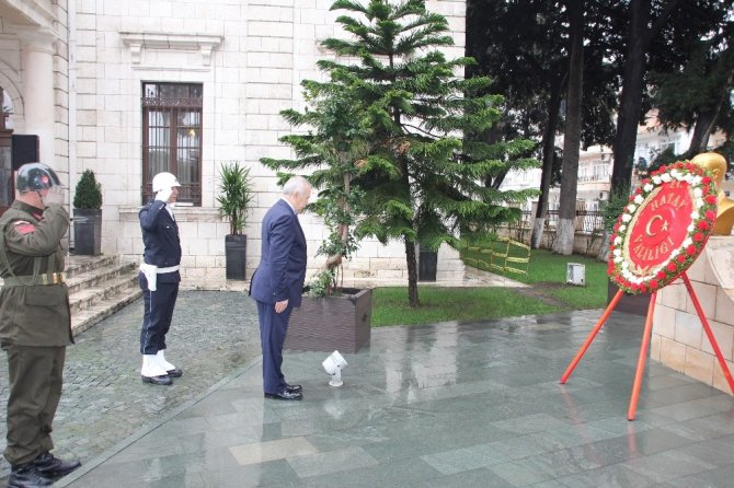 Hatay’ın ilk ve tek Cumhurbaşkanı Tayfur Sökmen anıldı