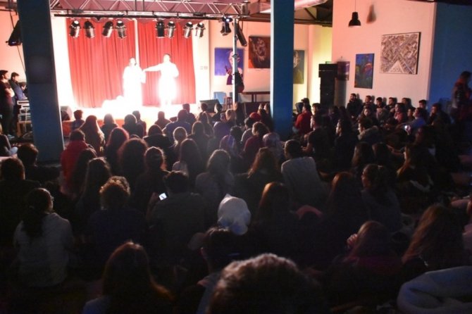 Ahmet Erensoy Gençlik Merkezi meyvelerini vermeye başladı