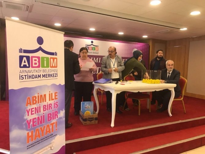 100 kişi kura çekimiyle Arnavutköy Belediyesi’nde iş sahibi oldu
