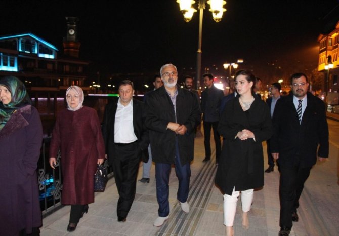 Nilhan Osmanoğlu: “Saraylara gittiğim zaman sinirleniyorum”