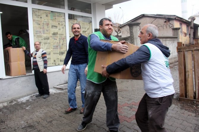 Bingöl’den Suriye’ye 12’inci yardım tırı yola çıktı