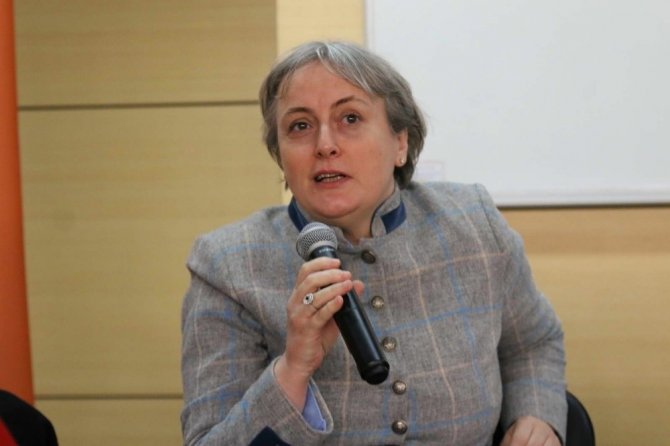 SAÜ’de ‘Kadın Girişimciler ve İnovasyon’ adlı panel düzenledi