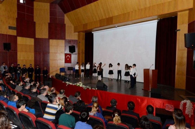 Tunceli’de İstiklal Marşı’nın kabulü ve Mehmet Akif Ersoy’u anma programı