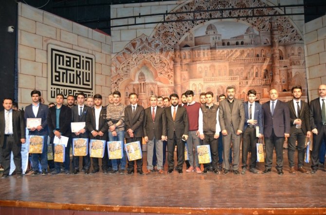 Mardin’de ‘Hafızlık ve Ezanı Güzel Okuma’ yarışması yapıldı