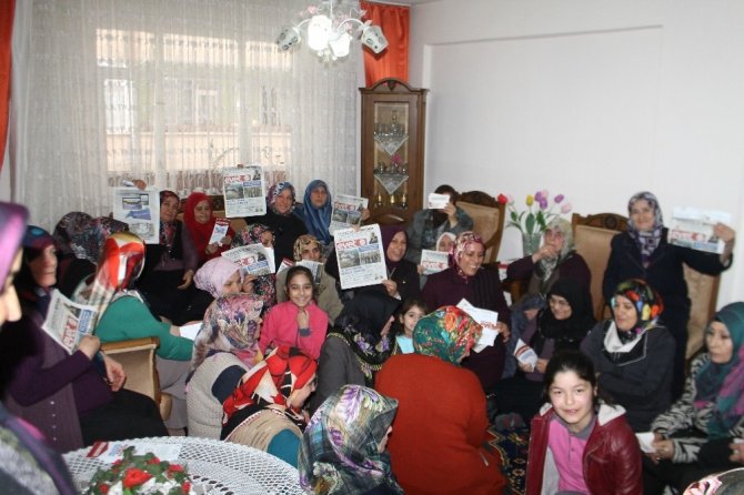 Aksaray’da AK Parti heyeti ev hanımlarıyla buluştu