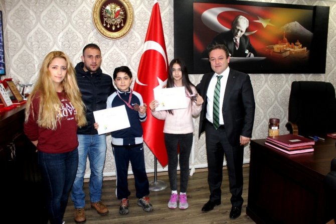 Eksi 40 derece soğuk havada Türkiye Şampiyonu oldular