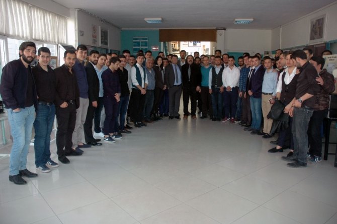 ÇÜ Adana Meslek Yüksek Okulu’nda öğrenciler, kendi eğitim setlerini yaptı