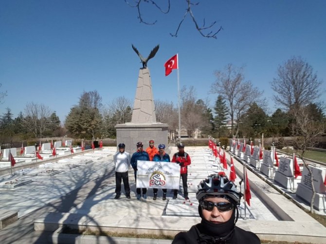 Afyon PAB üyeleri Çanakkale Zaferi için pedal çevirdi