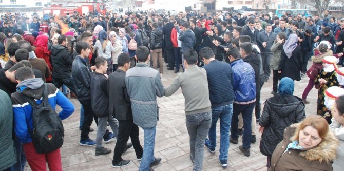 Bitlis’te Nevruz kutlamaları
