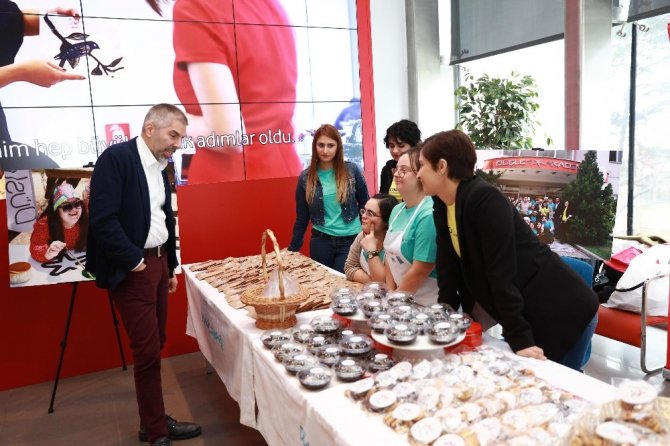 Vodafone, Dünya Down Sendromu Gününde Düşler Mutfağı’nı ağırladı