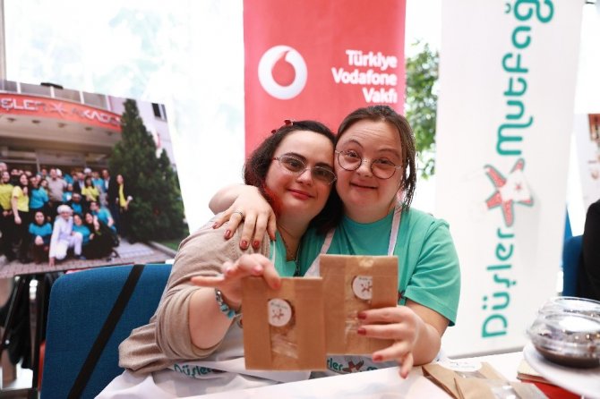 Vodafone, Dünya Down Sendromu Gününde Düşler Mutfağı’nı ağırladı