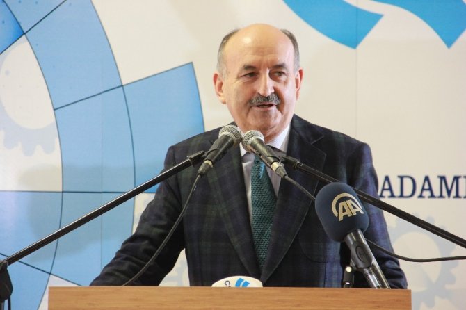 Bakan Müezzinoğlu’ndan ’tek adamlık’ cevabı: "Tek adamdan rahatsızsa, HDP gibi CHP’ye eşbaşkanlık getirsin"