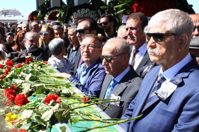 Tayfun Talipoğlu son yolculuğuna uğurlandı