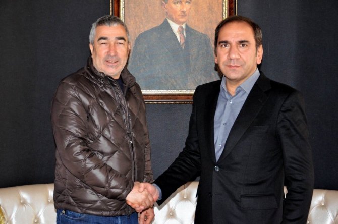 Sivasspor, Samet Aybaba ile sözleşme imzaladı