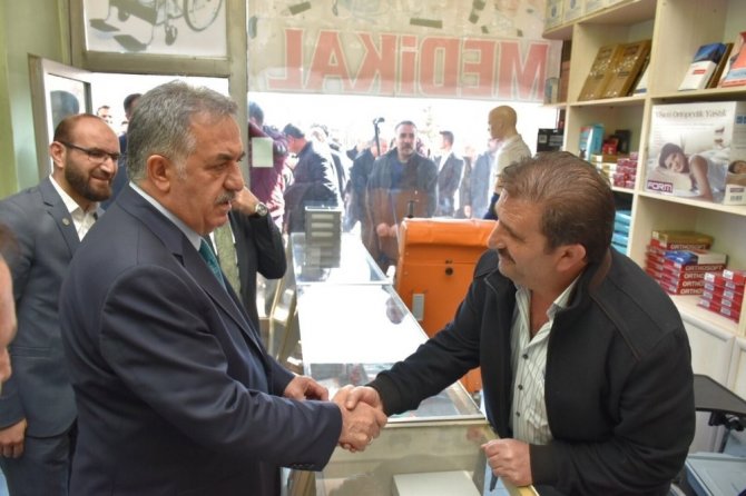 AK Parti Genel Başkan Yardımcısı Yazıcı’nın esnaf ziyareti