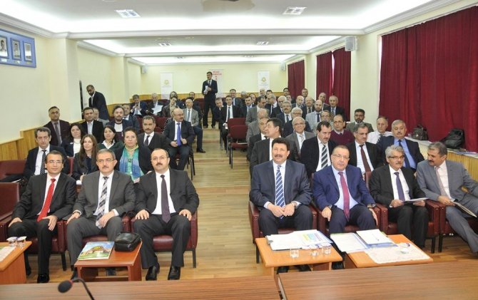 Selçuk’ta Yönetim Kurulu ve Senato, Kadınhanı’nda buluştu