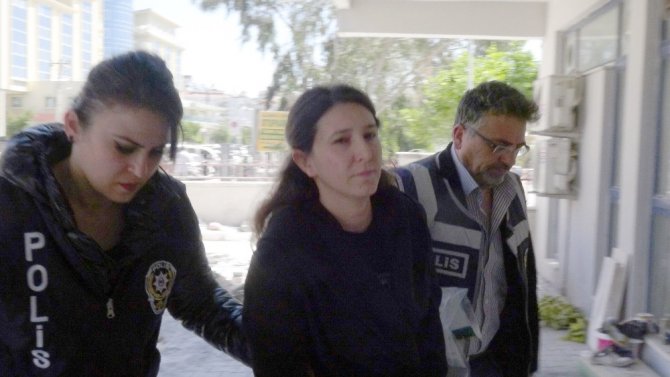 Antalya’da FETÖ operasyonunda 5 kişi gözaltına alındı