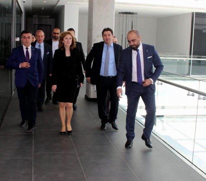 Slovakya Büyükelçisi Turenicova KTO’da